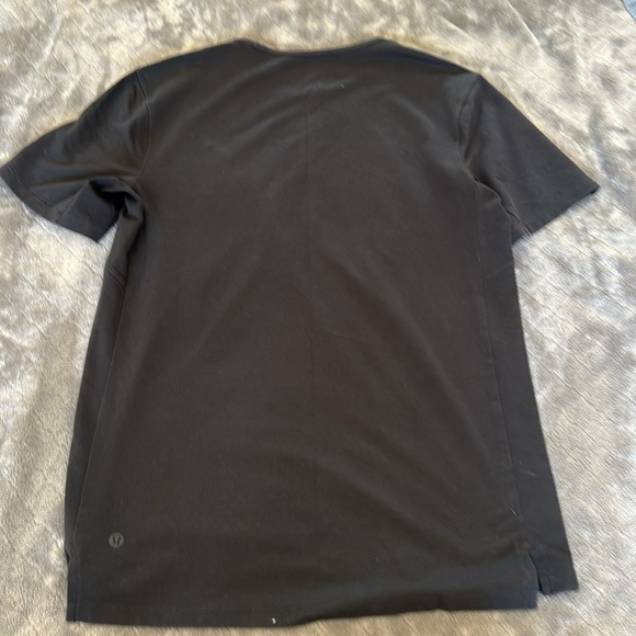 Lululemon - The Fundamental Pocket T-Shirt - Picture 4 of 7